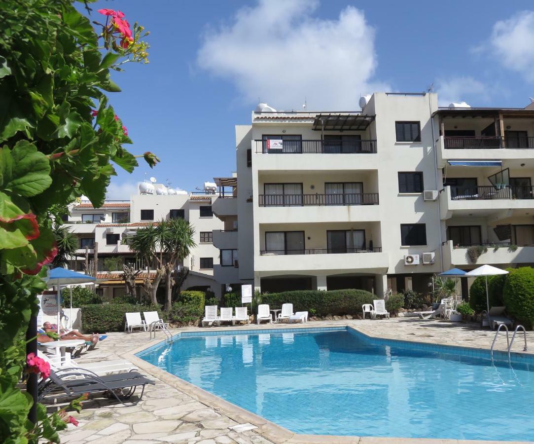 Kings Avenue - Natalia'S Apt Paphos Exterior photo