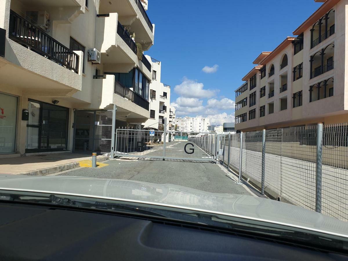 Kings Avenue - Natalia'S Apt Paphos Exterior photo